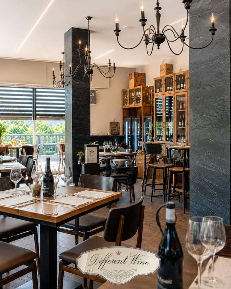 Ostia, apre Different Wine: il vino protagonista tra gusto e cultura