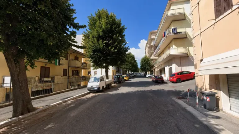 viale italia tolfa