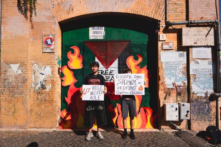 Regione Lazio, protesta degli studenti: «Scuola con più di 30°»