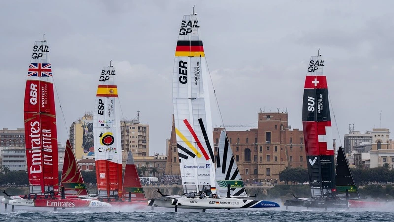 Fiumicino si prepara alla “Formula 1 del mare”: tra un anno il grande spettacolo dei catamarani sul litorale