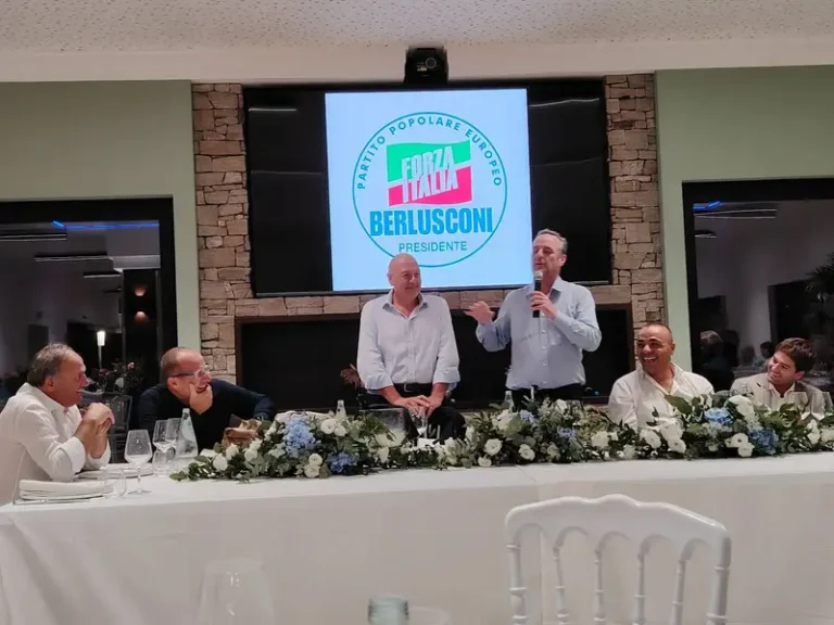 manuelli sindaco forza italia